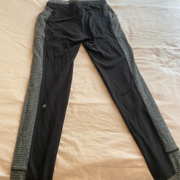 Lulu lemon sweat pants - Picture 2 of 2